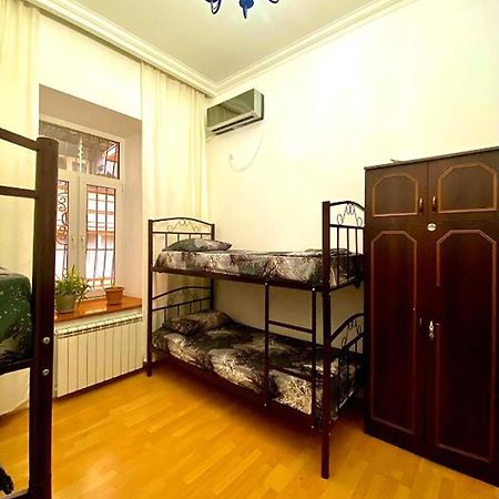 S T Hostel Formerly Sth Hostel Baku Exteriér fotografie